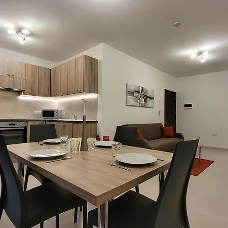 Lovely Apartment With Side Sea View St. Paul's Bay Exterior photo